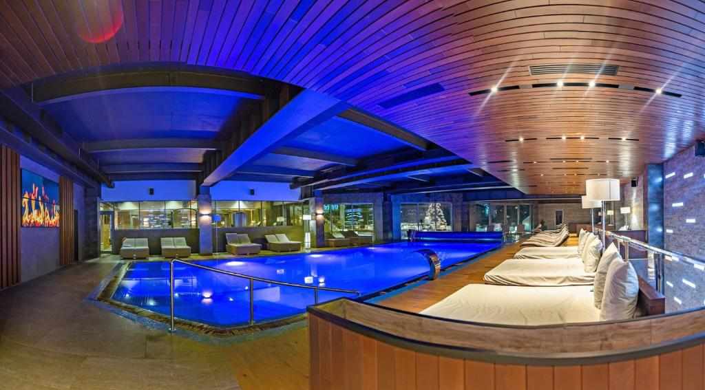 F&B Spa Resort <br/>(ex. Fomich Hotel)