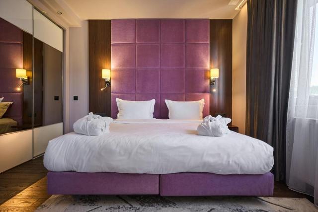 Делюкс (корпус Fomich)