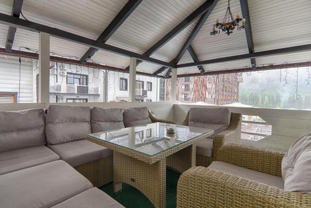 Котедж на дві сімʼї (корпус Fomich)