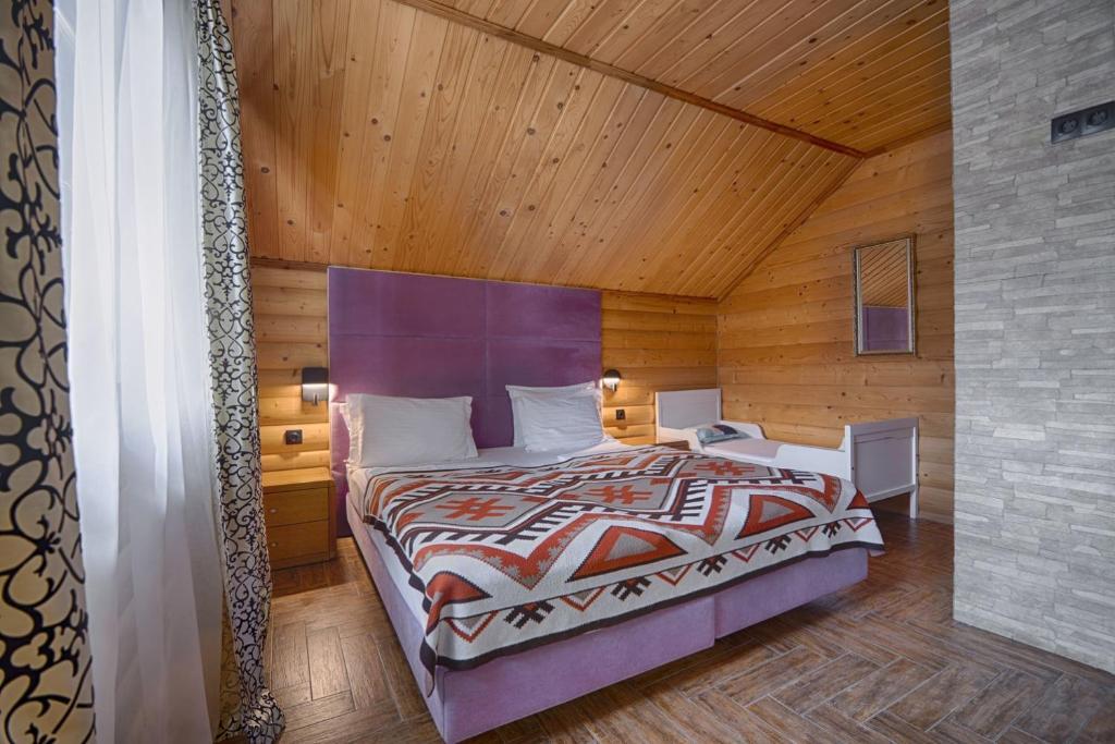 Котедж на дві сімʼї (корпус Fomich)