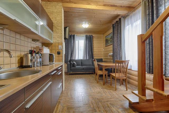 Котедж на дві сімʼї (корпус Fomich)