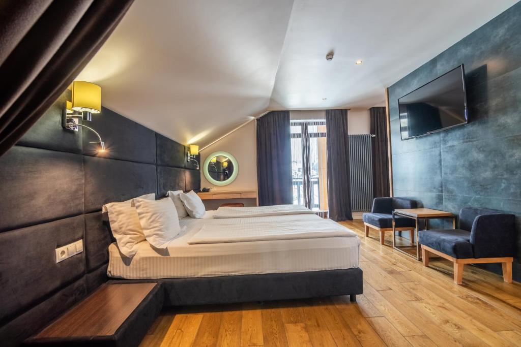 Deluxe Open Space в мансарді (корпус Burshtyn)