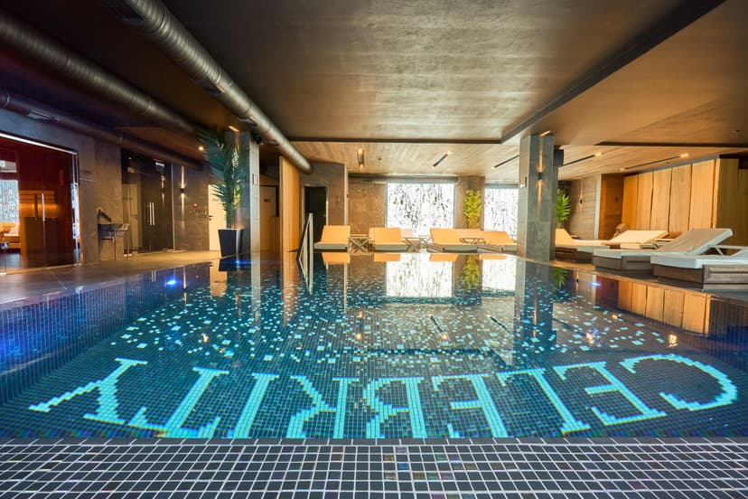 Twins Hotel & SPA у Буковелі біля підйомника з басейнами, фото 4 fomich.ua