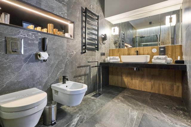 Сімейний напівлюкс