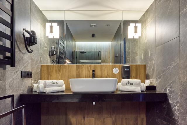 Сімейний напівлюкс