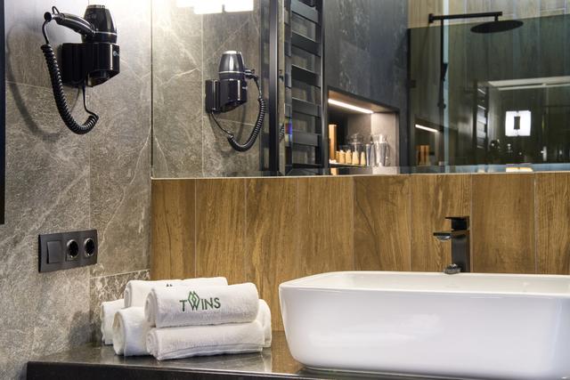 Сімейний напівлюкс