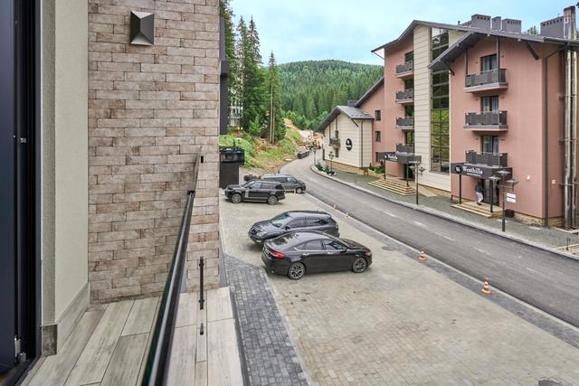 Сімейний напівлюкс