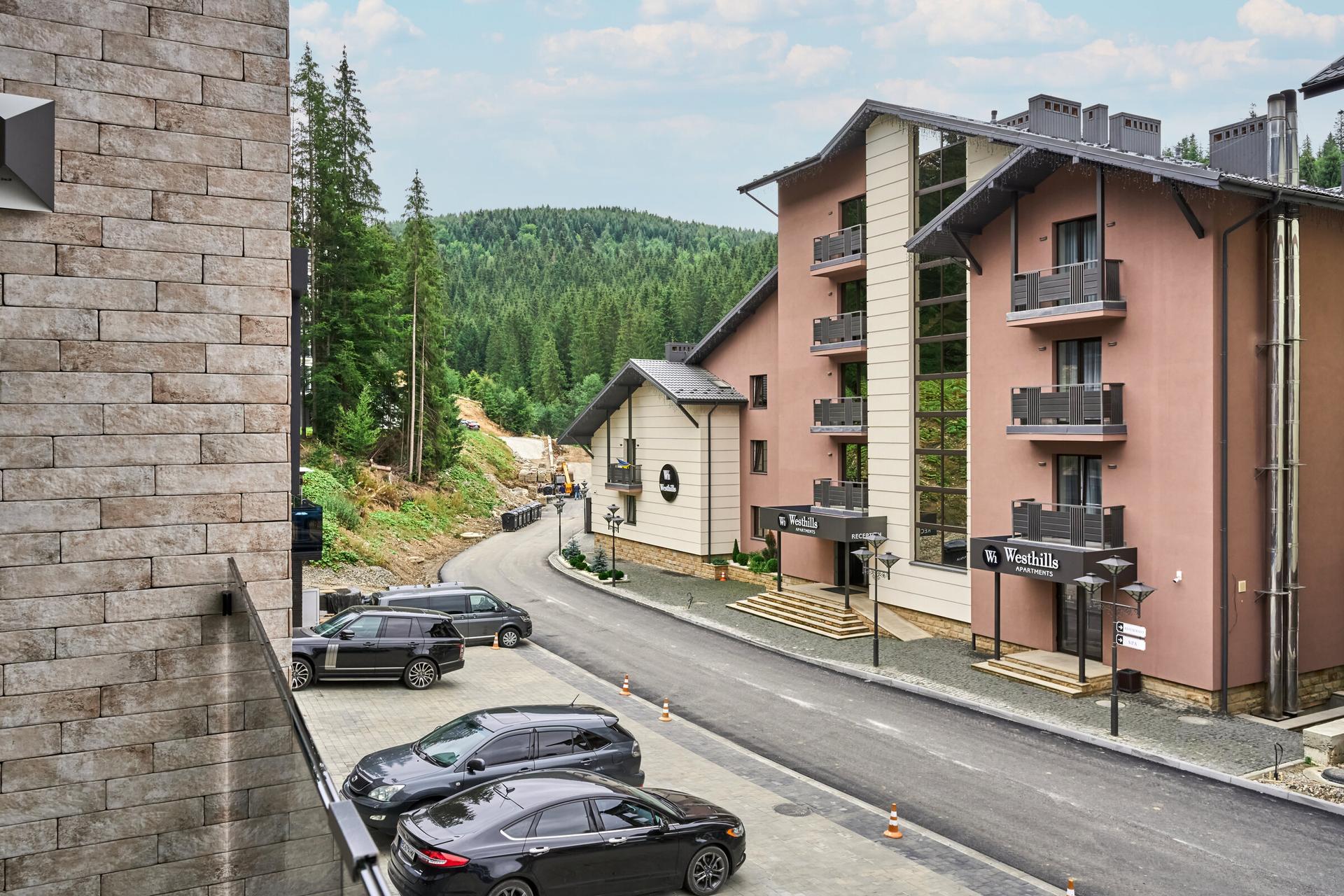 Сімейний напівлюкс