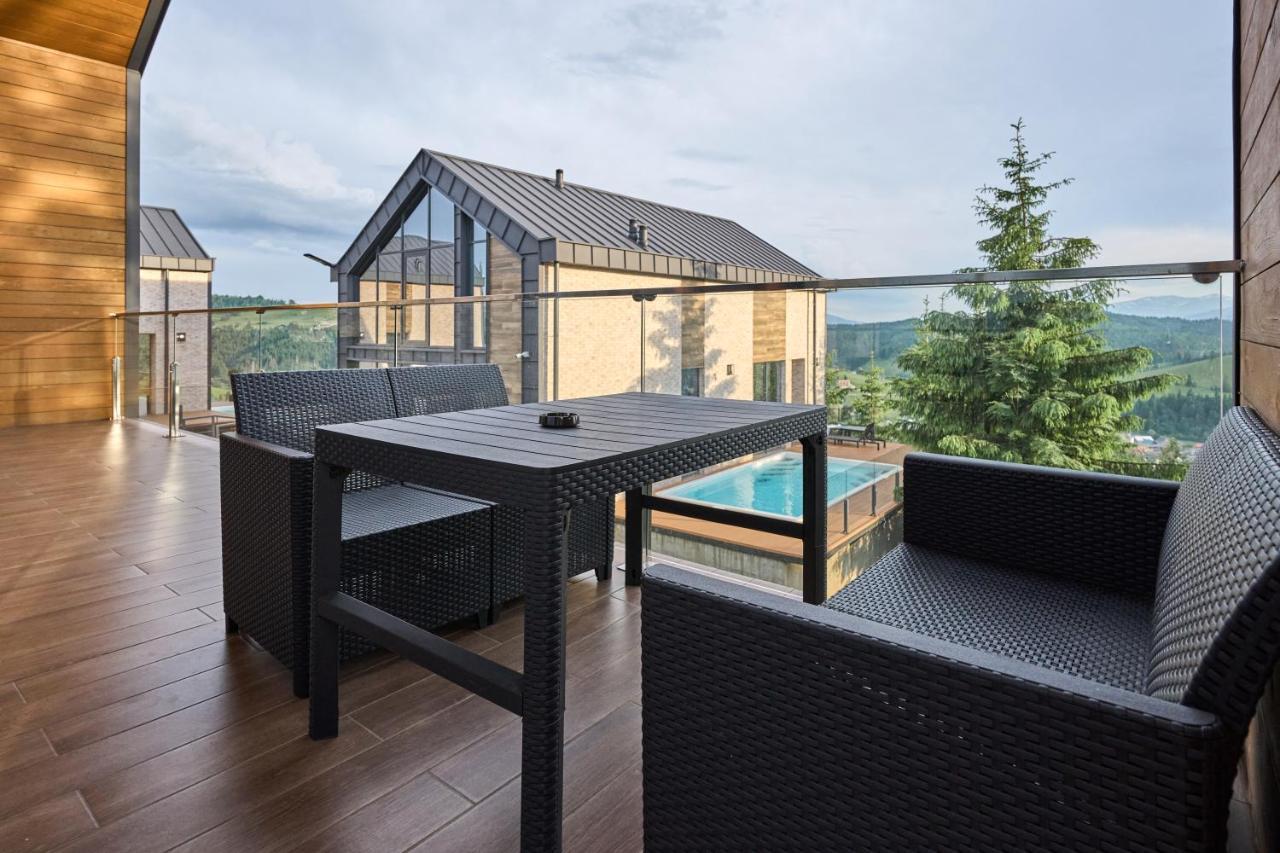 Вілла з власним басейном