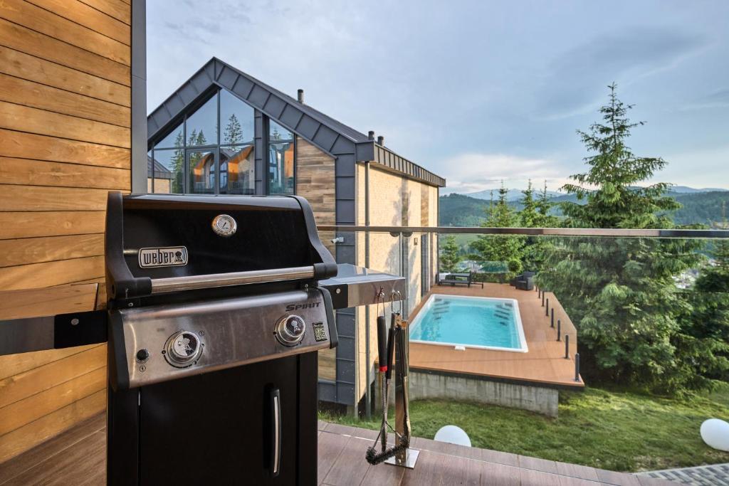 Вілла з власним басейном