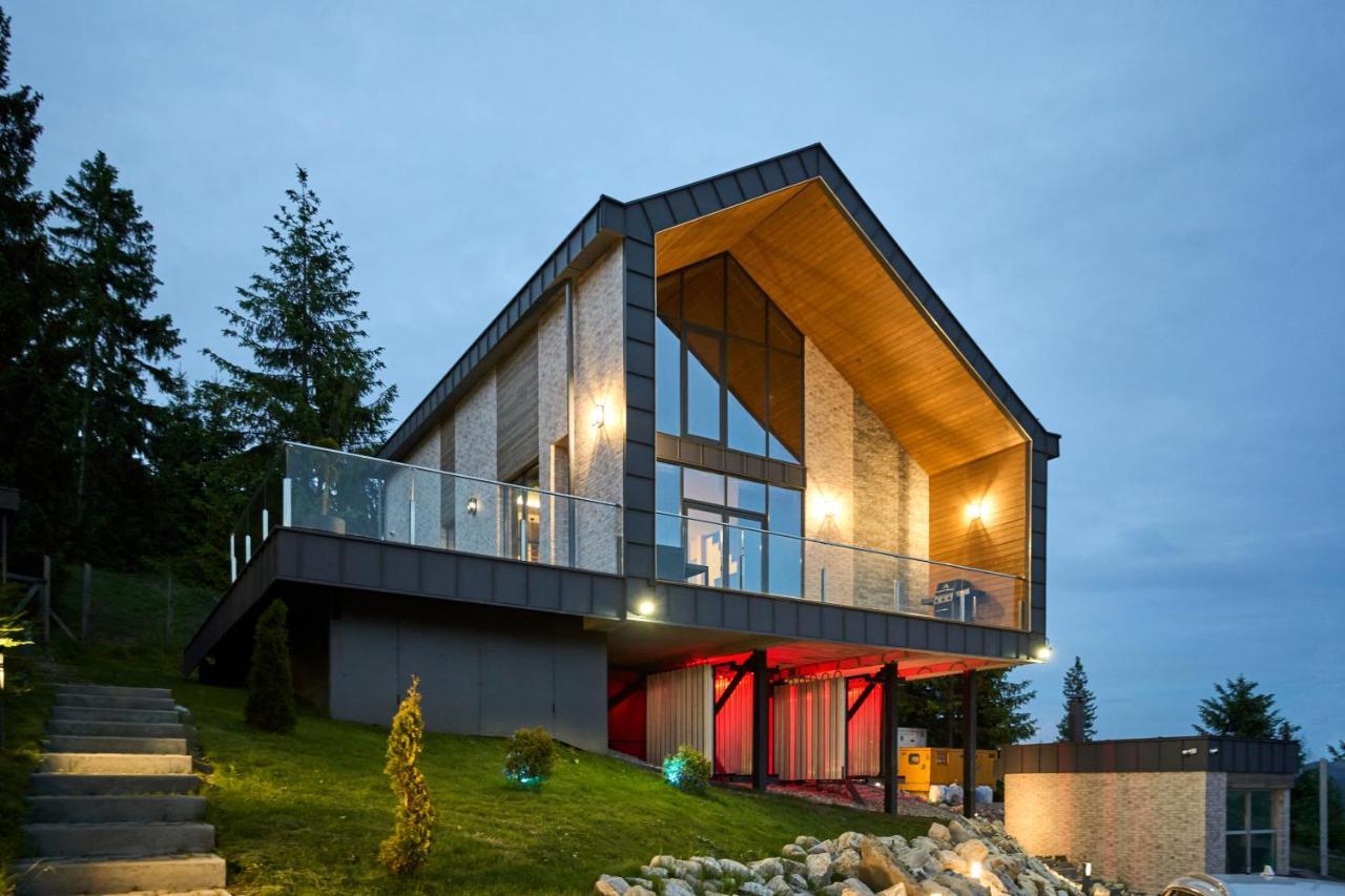 Вілла з власним басейном