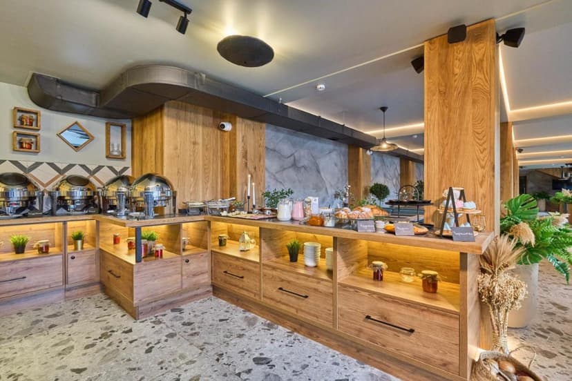 Готельний комплекс Готель Chalet Fomich у Буковелі з басейном і SPA, фото 4 fomich.ua