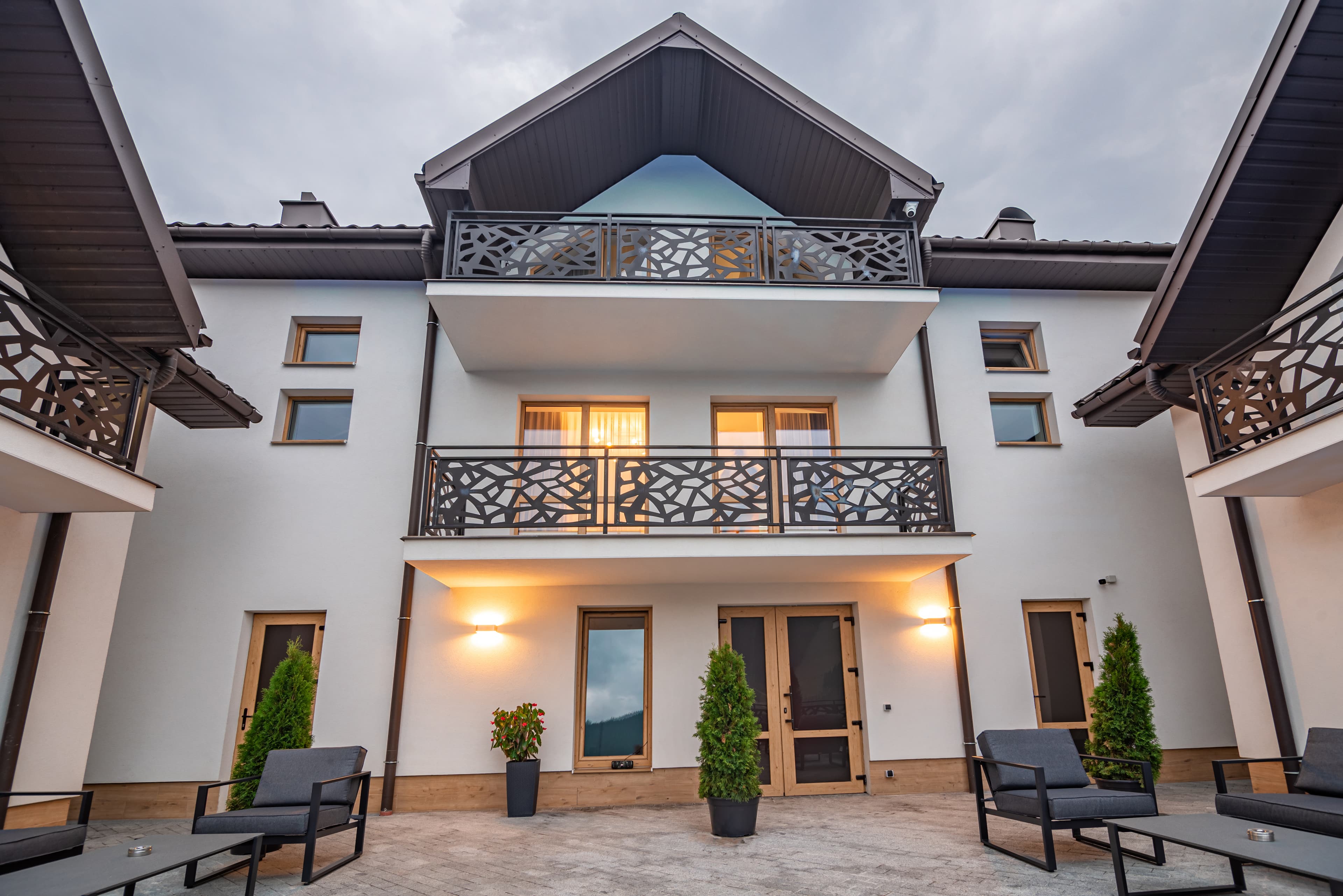 Готельний комплекс Готель Chalet Fomich у Буковелі з басейном і SPA, фото 1 fomich.ua