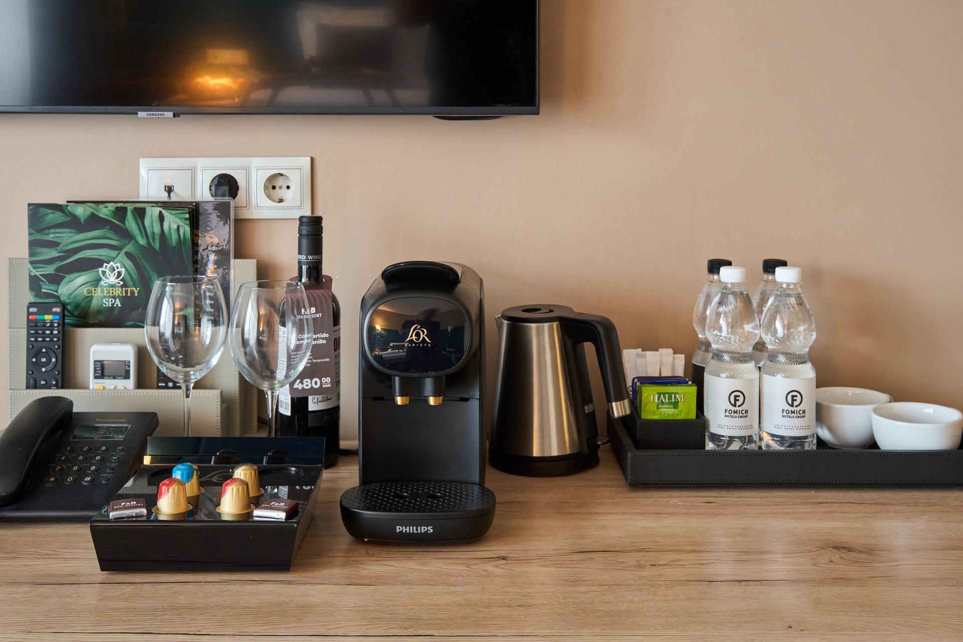 Напівлюкс з балконом (корпус Burshtyn)