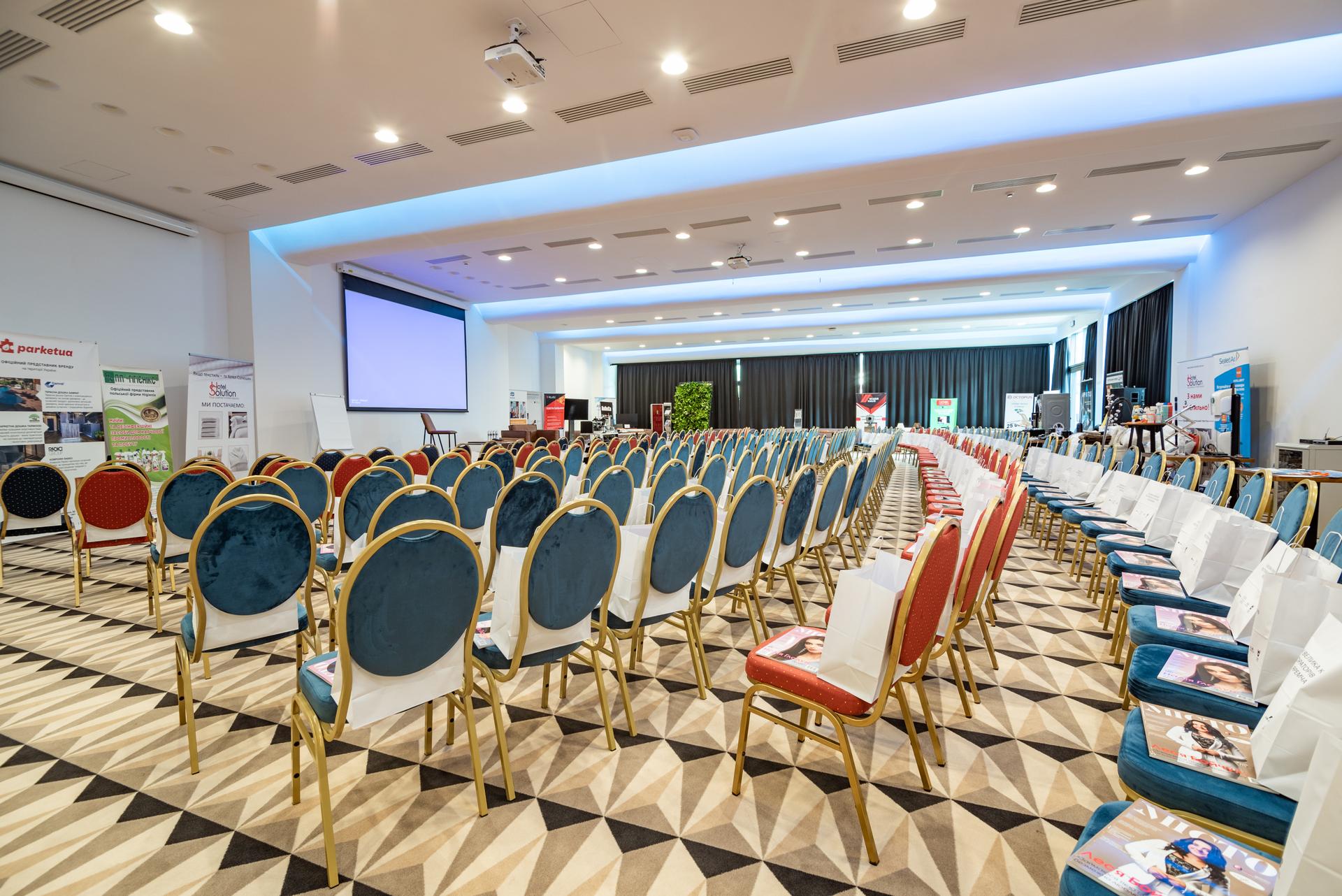 GRAND HALL