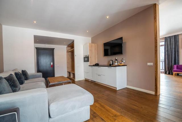 Deluxe Open Space (корпус Burshtyn)