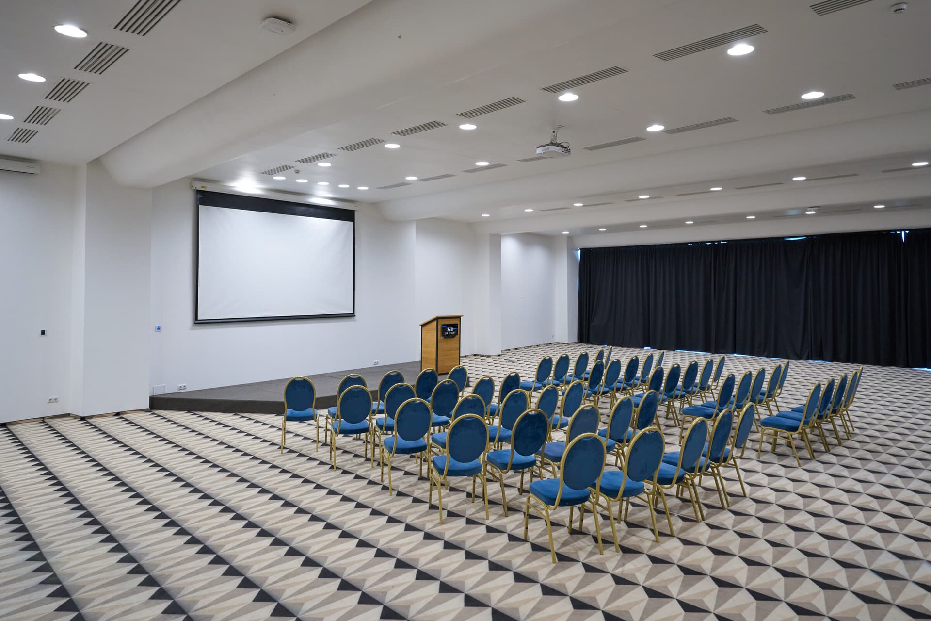 GRAND HALL, photo 5 Fomich
