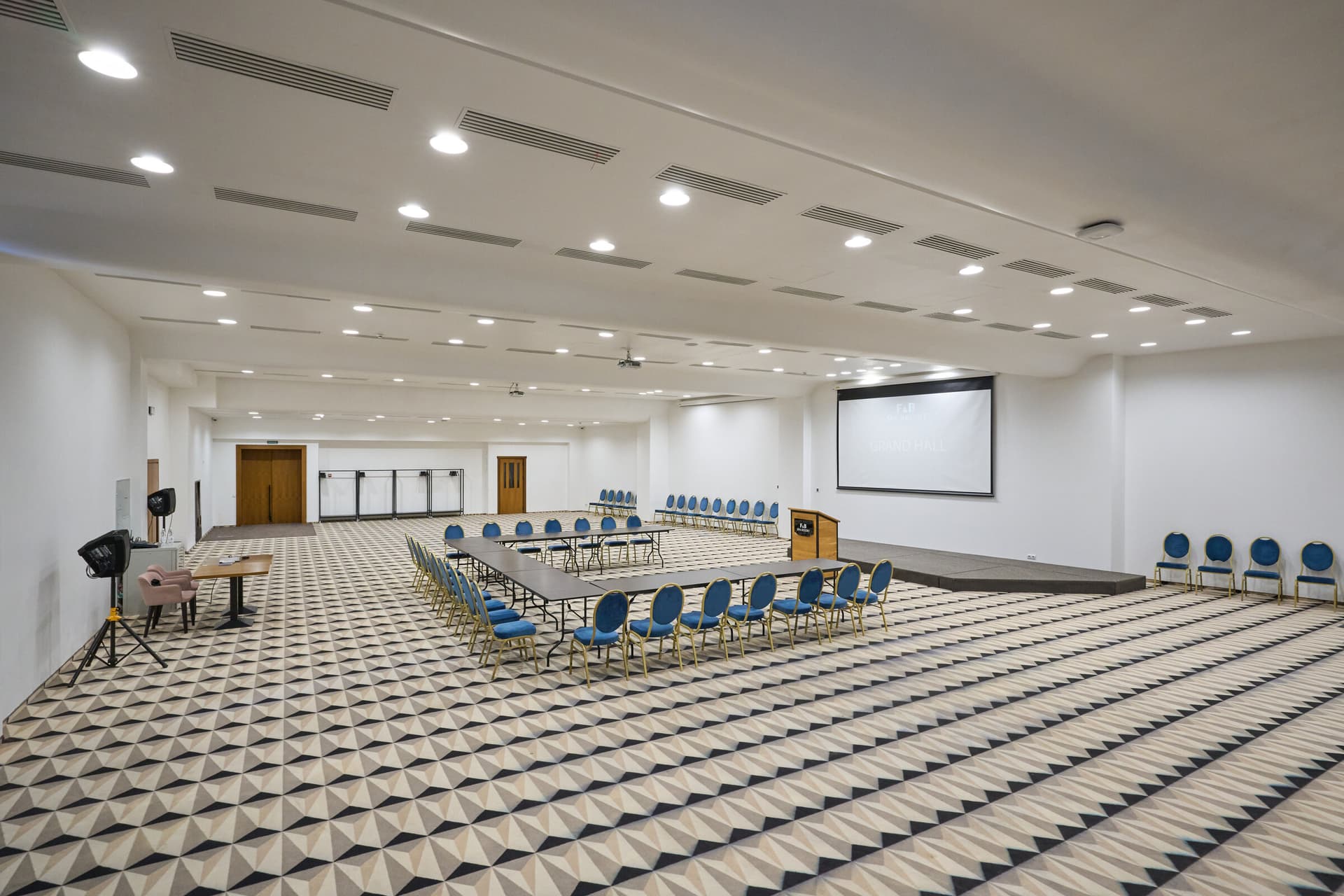 GRAND HALL, photo 4 Fomich