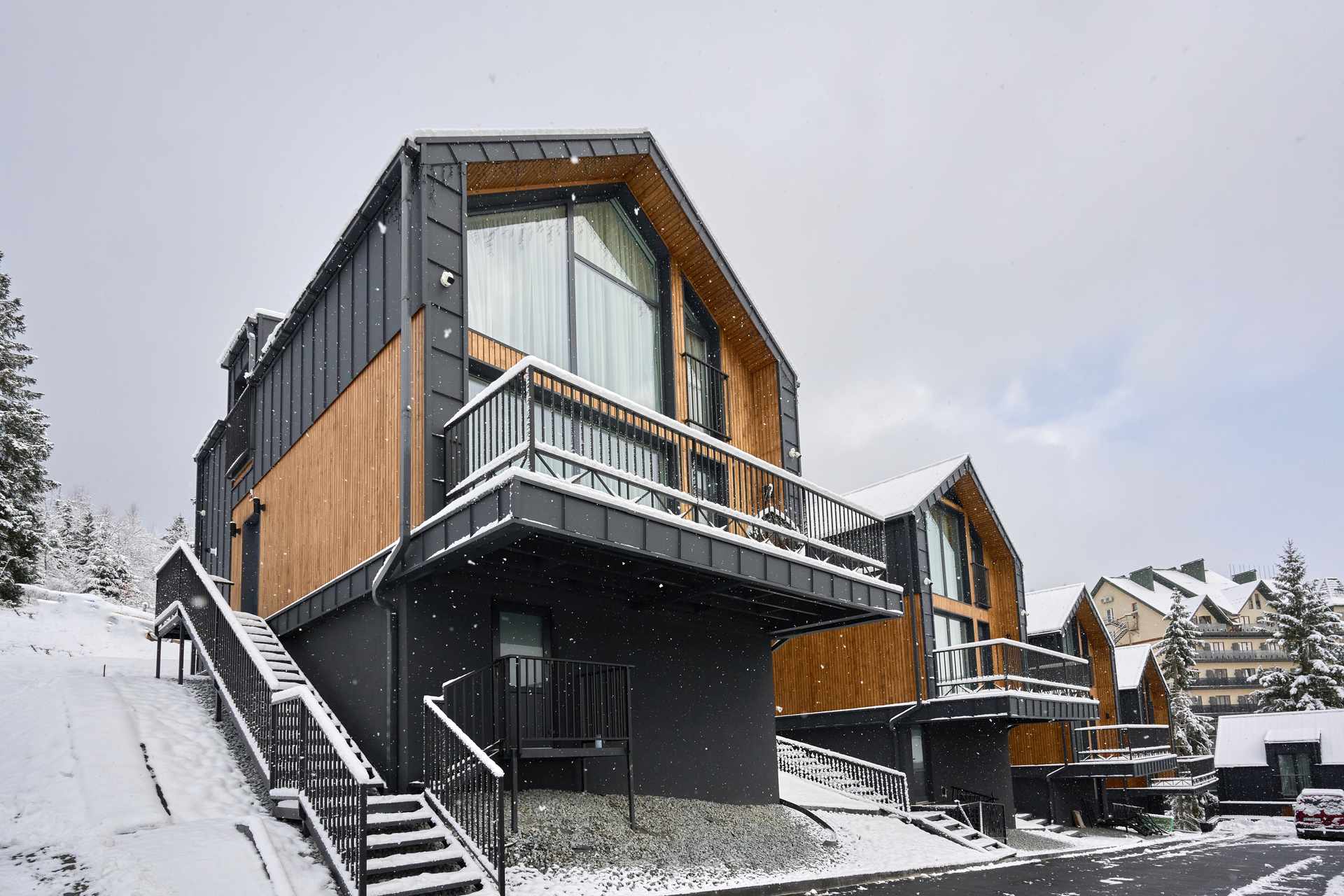 Fomich Residence Guesthouses