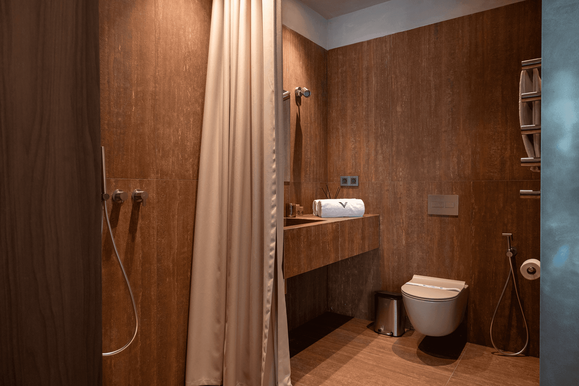 Котедж з власним джакузі