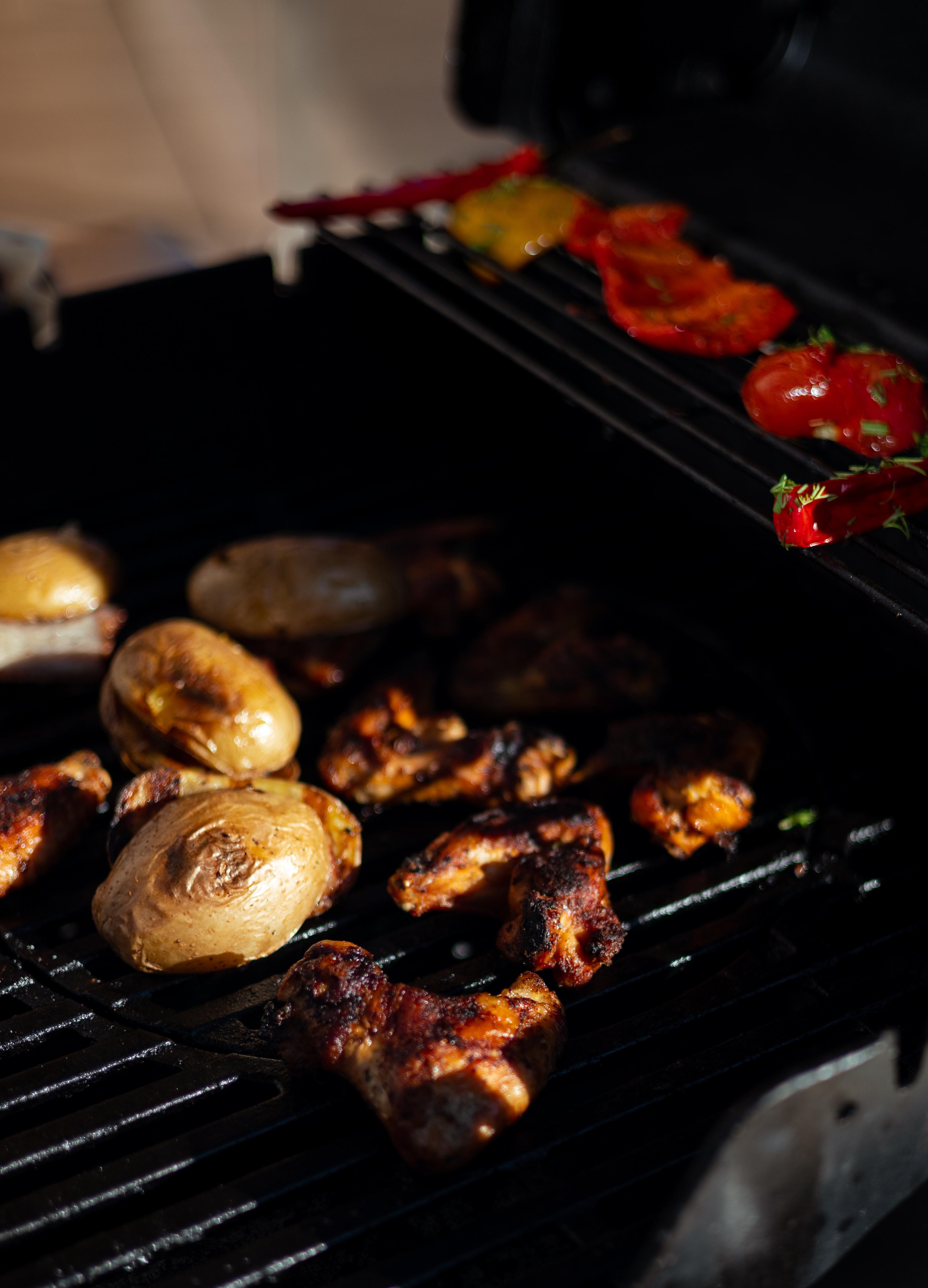 Весна зі смаком та димком