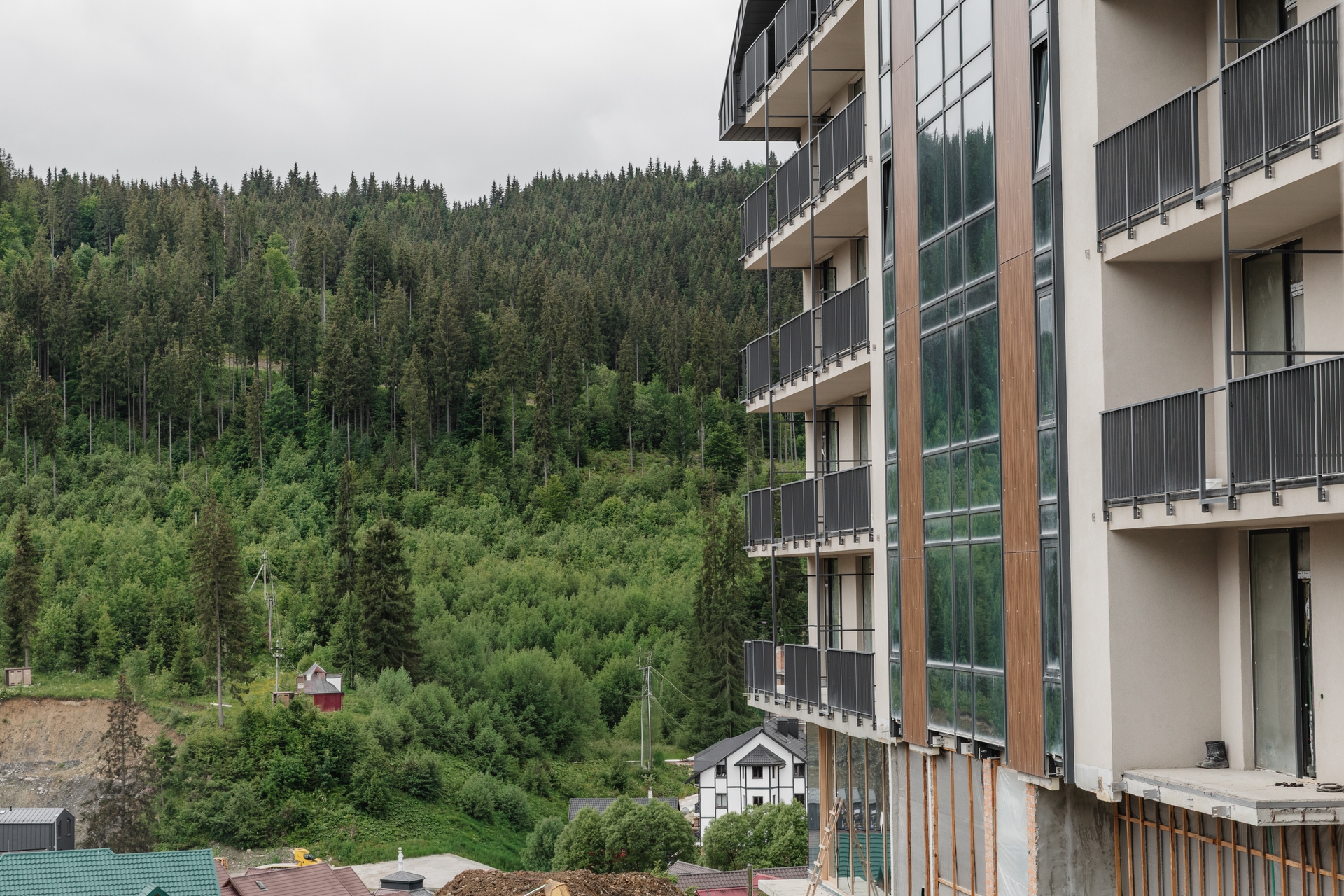 Готельний комплекс Fomich Estates у Буковелі з видом на гори, фото 4 fomich.ua